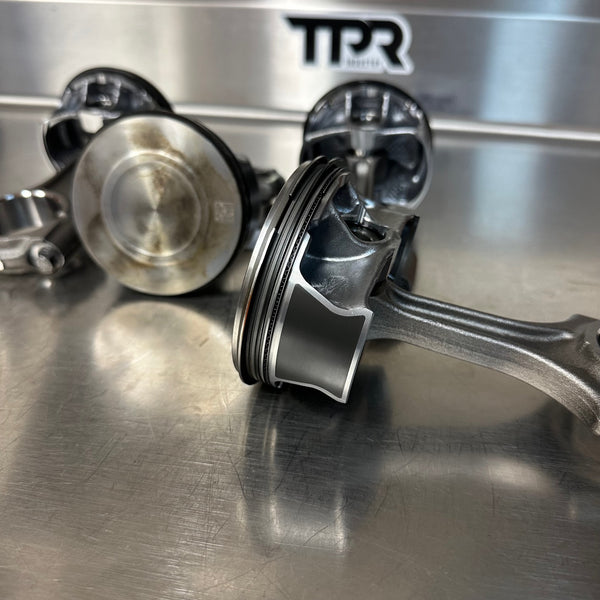 Stock Polaris Pro R Rods & Pistons
