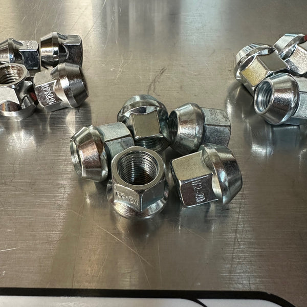 TPR028 - Open End Lug Nuts